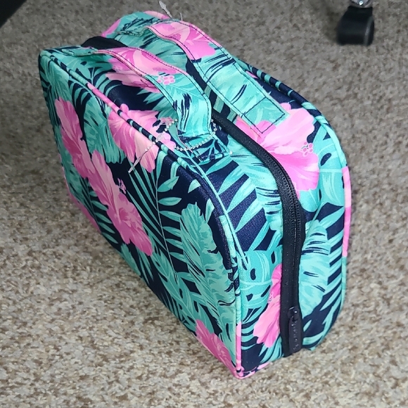 Hurley Pink and Green Tropical Cosmetic Bag with Leaf Design - Picture 3 of 8